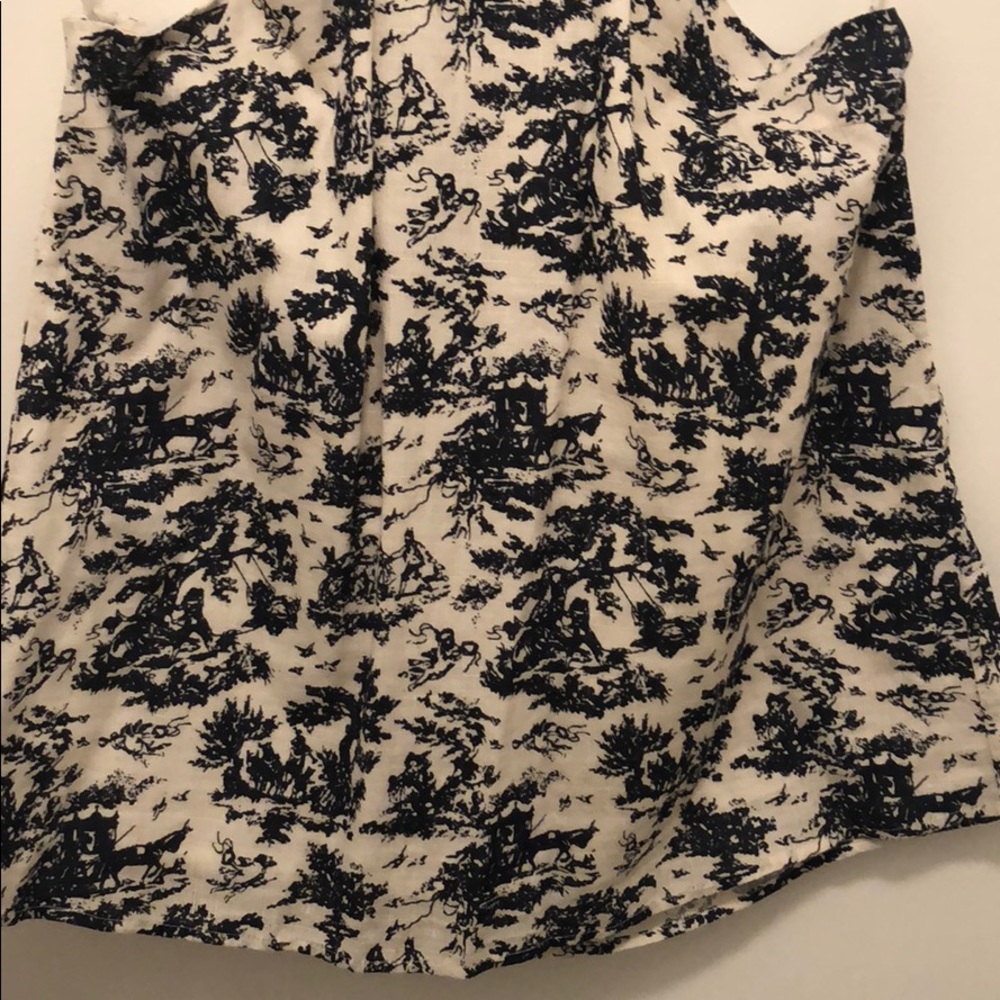 Top - Picture 4 of 7